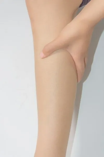 【子育てで膝が痛い】予防のポイント|札幌 桑園 パーソナルジム